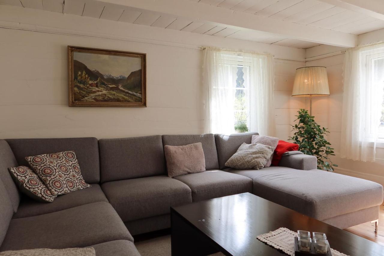 Det Hvite Hus Holiday home Feda